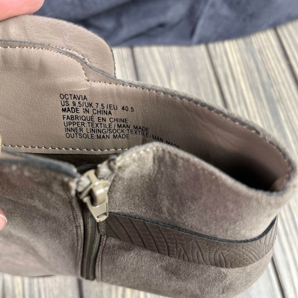 Booties Grey Women's Size 9.5 - Picture 2 of 9